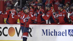 Päťbodový Bäckström, zahanbený Pittsburgh s debaklom