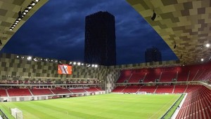 Neplánovaná sprcha pre fanúšikov. Nový albánsky štadión treba doladiť