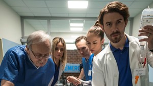 Získal si vás nový seriál Nemocnica? Prinášame vám zostrih TOP momentov z prvej epizódy!