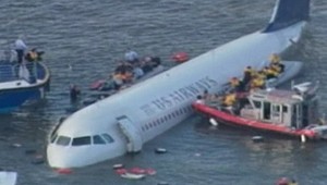 Kapitán nemal inú možnosť, pristál v rieke Hudson