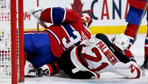 Palmieri dobiedzal do brankára Pricea. To nemal robiť