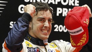 Alonso do Ferrari, Räikkönen späť do McLarenu