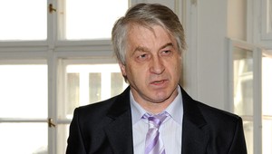 Rychtářa napadol fanúšik Ivety Bartošovej (†48), skončil v nemocnici