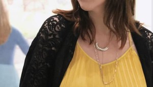 Vlastný otec sa na svoju dcéru nemohol pozerať a zaplatil jej plastiku: Dnes je z nej modelka!