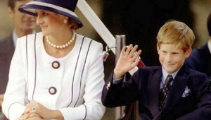 Harry má neustále problémy, sťažovala sa princezná Diana