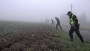 Muž, ktorý mal väzniť nezvestného chlapca v chatke na Zlínsku, čelí obvineniu z pokusu o vraždu