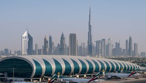 ONLINE: Letisko v Dubaji oznámilo čiastočné obnovenie prevádzky