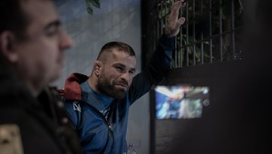 Po Attilovi Véghovi prichádza na rad aj dokument o Karlosovi Vémolovi: Čo vám odhalí?