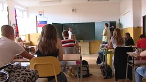 Rodičia sa boja o svoje deti. Čoraz častejšie počuť o útokoch na školách