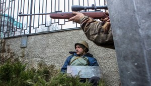 ZÁZNAM. Ukrajinskí snajperi si vyberajú, koho zabijú