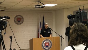 Policajný prezident podáva trestné oznámenie za vyjadrenia opozície