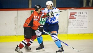 Hromadná bitka na hokeji v Nitre! Zábava na ukrajinský spôsob