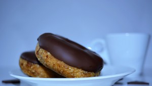 Máte úzkosť alebo depresiu? Vyhnite sa týmto 13 potravinám, zhoršia váš stav