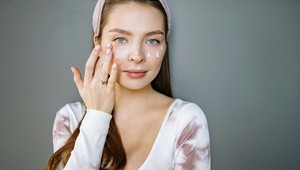 Vedeli ste, že striedanie teplôt ničí našu kožnú bariéru?