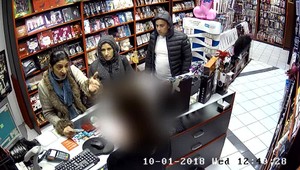 Päť krádeží, tí istí páchatelia. Polícia po nich stále pátra