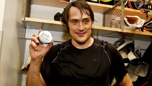 Selänne zaznamenal 601. gól a vyrovnal zápis legendárneho krajana Kurriho