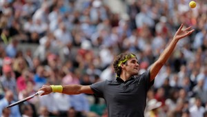 Roland Garros: Federer do Klubu 900 a je 36. raz v rade vo štvrťfinále