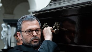 Korupcia a vraždy: Hamlet žije vo svete, kde je zlo a faloš!  Aktuálny je aj dnes!