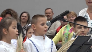 Humenskí žiaci základnej školy oslávili dožinky návratom k tradíciám