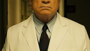 OTCOM v 70-ke? Tomuto HERCOVI sa to podarilo! Jeho mladšia družka pred svetom utajila pôrod!