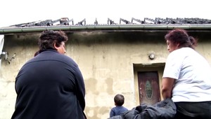 Požiar rodinného domu: Horieť začalo v podkroví, domáci boli na prízemí