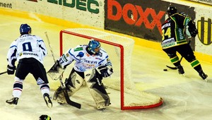 V spodnej nadstavbe brali všetky body domáci