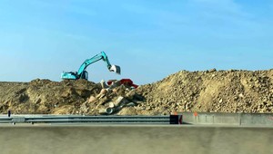 Unikátne preliezky pri D1 zničili diaľničiari. Umelci im odkázali, že sa správajú ako Taliban