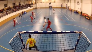 Freestyleový šampión hrá futsal! Po bleskovej sťahovačke delovka do vinkla!
