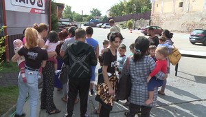 Maďarsko zavádza selekciu ukrajinských utečencov. Ľudia prišli o bezplatné ubytovanie