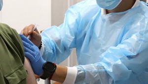 Počet onkologických ochorení u mladých rastie. Odborníci varujú pred viacerými rizikami