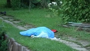 Starenka si chcela prikúriť... Udusila sa