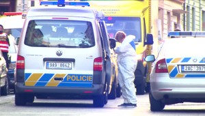 Obrovská tragédia v Prahe. Matka bodla do hrude 9-ročného syna