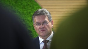 Šefčovič kategoricky odmieta akýkoľvek kontakt s Epsteinom