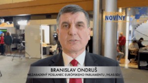 Branislav Ondruš: Musíme zmraziť rokovania o nulových clách pre USA na dovoz do EÚ, Trump si z nás robí handru