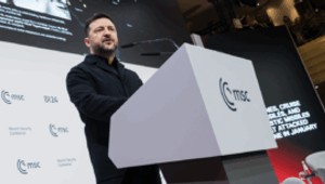 ZELENSKYJ: Určite neprehrávame, otázka je, či zvíťazíme. Ukrajina čelí tlaku na bojisku aj za rokovacím stolom