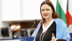 Katarína Roth Neveďalová: Celá kauza s ropovodom Družba je zvláštna. Zmiznutých inšpektorov nikto nehľadal