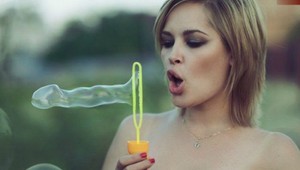 Kondóm ako ho nepoznáte: 10 užitočných trikov, ktoré by vám ani vo sne nenapadli