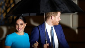 Prvá FOTO dcérky princa Harryho a Meghan Markle na verejnosti: Pozrite sa, ako 2-ročná Lilibet vyzerá!