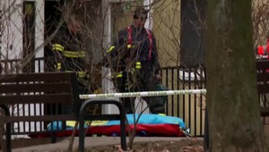 Žena vypadla z balkóna. Nejde o prvý prípad v tomto paneláku