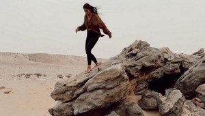 Povolaním maskérka, srdcom dobrodruh