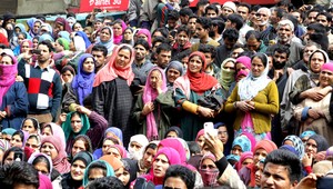 Dvetisíc dievčat denne zabijú v Indii ich vlastní rodičia