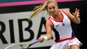 Pohár federácie: Cibulková i Hantuchová prehrali, Dominika z mečbalu