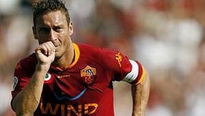 Kozák má najradšej ľúbivý AS Rím, Totti plný optimizmu
