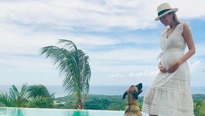 Konečne je absolútne šťastná! Tri týždne po svadbe sa pochválila bruškom!