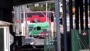 Kolóny na slovensko-ukrajinských hraniciach: V tropických horúčavách uviazli linkové autobusy