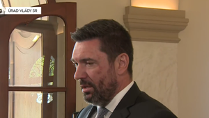 Minister Richard Takáč pred rokovaním vlády
