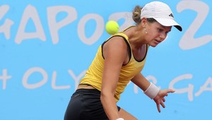 Čepelová v semifinále dvojhry na olympijských hrách mládeže v Singapure