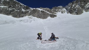 Výstup vo Vysokých Tatrách skončil tragicky. Turista spadol zo svahu