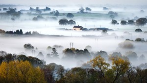 Víkendové mrholenie a hmla vystrieda v týždni mráz a sneh