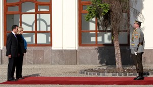 Šéf NATO na Slovensku: Doprial si parádny luxus